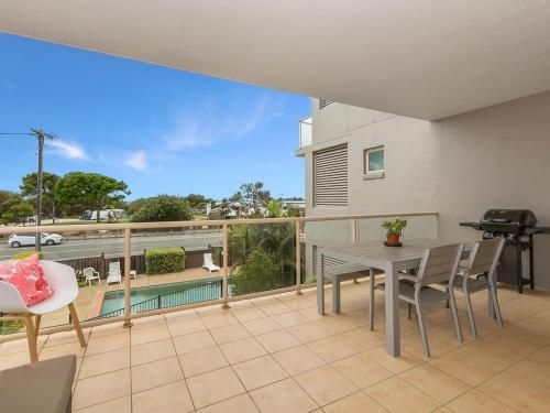 BEACH BLISS LUXURIOUS APARTMENT with POOL3