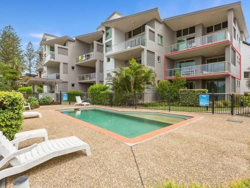 BEACH BLISS LUXURIOUS APARTMENT with POOL1