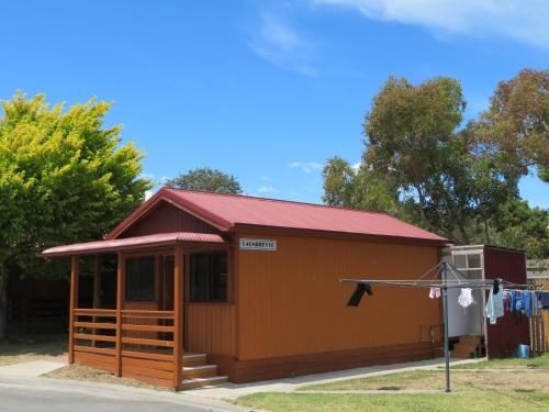 Latrobe Mersey River Cabin and Caravan Park3