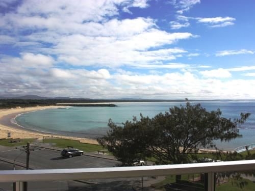 Beachpoint 301 - On the Beach!0