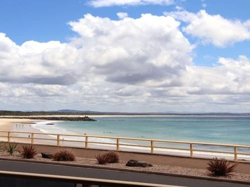 Hibiscus Court 3 - Forster Main Beach!1
