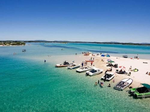 Crystal Waters 6 - CBD Location2