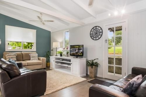 Brooklet Cottage1