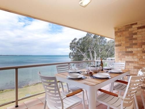 3 'Pelican Sands', 83 Soldiers Point Rd - stunning waterfront unit with magical water views & air conditioning1
