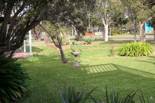 Triangulo @ Culburra - Pet Friendly - 2 Mins to Beach3