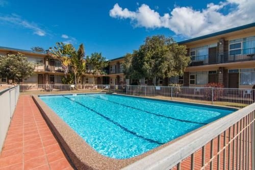 Forster Holiday Lodge 4 - Central location!3