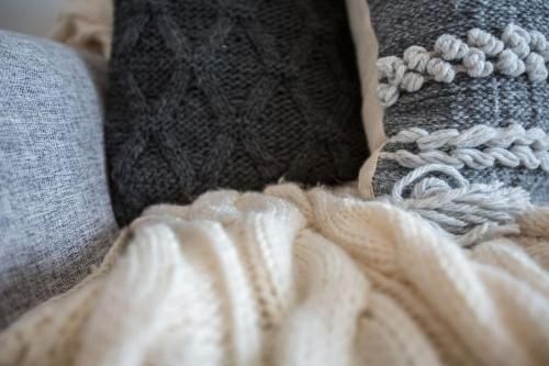 [Modern City] Comfy and warm Apt@Parkville+Carpark2