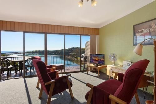 Pacific Pines Unit 63