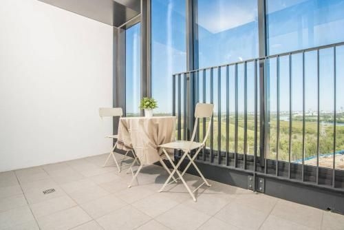 Minimalism modern apartment*waterview*parking IGA3