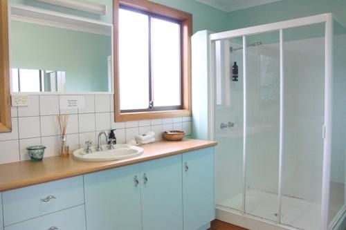 Lazy Wave Beach House4