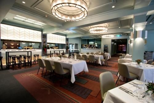 Tattersalls Hotel1