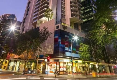 Sky River CBD apartment2