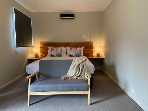 Railway Hotel Queenstown0