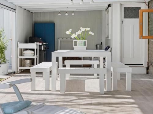 SANTORINI BEACH HOUSE - SAFETY BEACH3