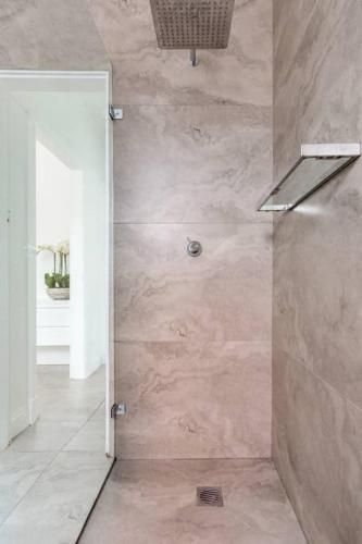 Luxury Escape, in Bellevue Hill Apartment1