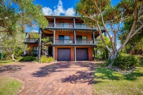 41 Carlo Circle - Rainbow Beach0