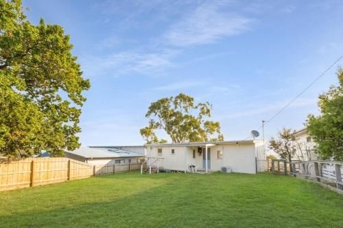 Lakescapes Cottage - 180 Degree Panoramic Views3