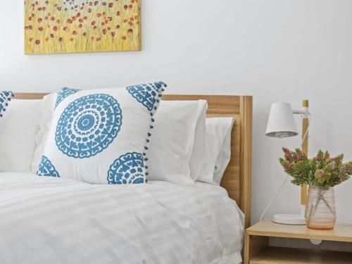 BAYSHORE - DROMANA1