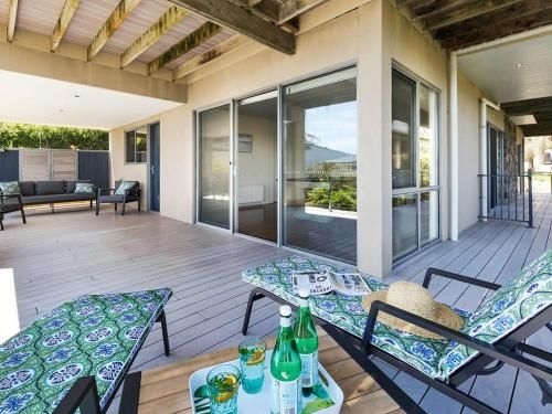 Bella Vista - Simply Stunning, Amazing Panoramic Bay Views!3