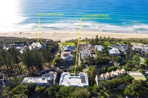 Beach views & breezes, Sunshine Beach1