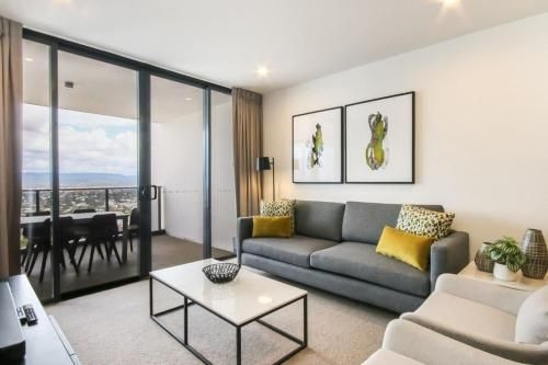 2BDR BRAND NEW Unit With Amazing Hinterland Views (Brand New 2 Bedroom Unit With Amazing Hinterland Views)0