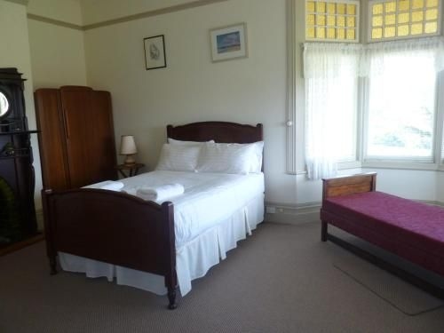 Claremont Farmhouse1