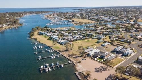 Captains Hideaway - Jetty Berth and Pet Friendly0