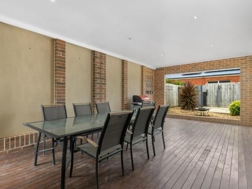 THE LOCH SURFSIDE WIFI - NETFLIX - PET FRIENDLY (OUTSIDE ONLY)4