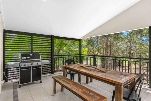 Hunter Treehouse2