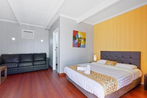 Albion Hotel-Motel Finley0