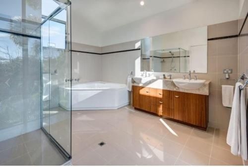 Cooinda Gardens 6 on Hamilton Island0