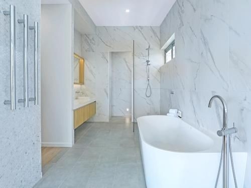 Magnificent views on Arkana, Noosa Heads4