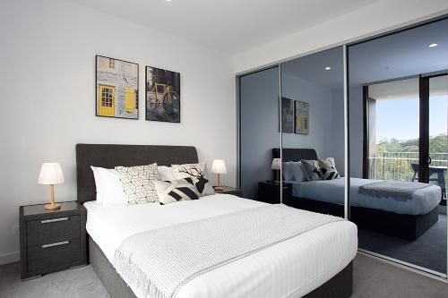 Designer Apartment with Balcony in Quiet Suburb4
