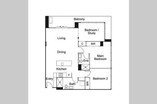 Modern Luxury 3 Bedroom Apartment with Sea Views4
