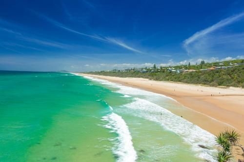 Sunshine Beach Shack4