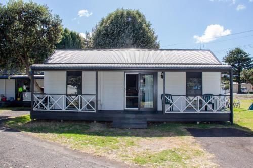 Gardens Caravan Park3