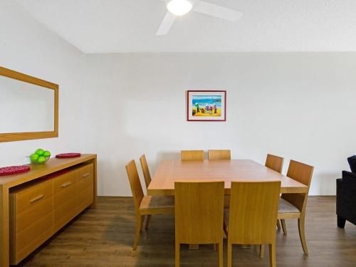 10 'Kiah' 53 Victoria Parade - Waterfront Views, AIRCON and Close to the Marina.2