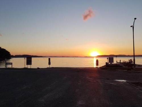 4 Villa Ellisa 10 Columbia Close-beautiful unit with beautiful water views at Little Beach2