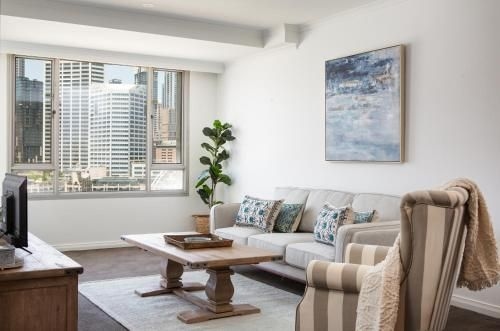 Darling Harbour Apartment with Parking, Views Pool0
