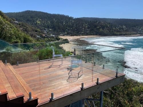 THE DECK HOUSE - A WYE RIVER ICON1
