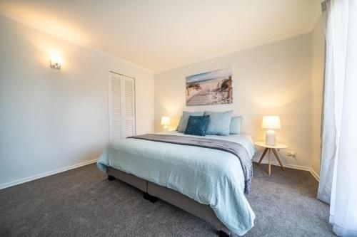 Seascape @ Glenelg - 3BDRM Luxury - WiFi - Beach - Airport2