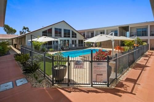 Velocity Motel & Bistro-Workforce accommodation0