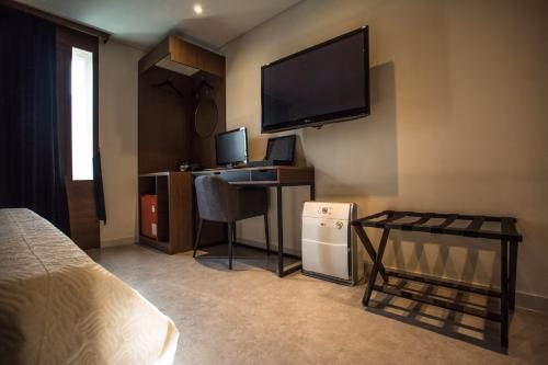 โรงแรมเอ้ก (Hotel Egg)1