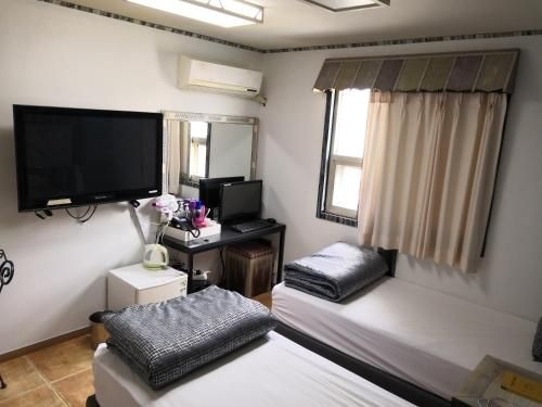 Athene Motel3