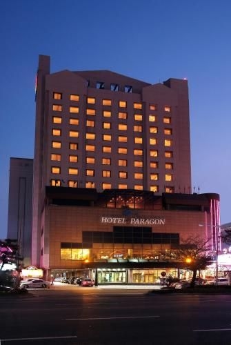 Hotel Paragon0