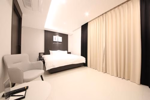 แซม101โฮเทล (Zam101Hotel)2