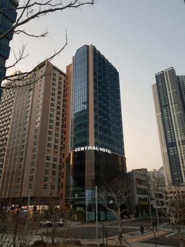 โรงแรมเซ็นทรัล แฮอุนแด (Haeundae Central Hotel)0