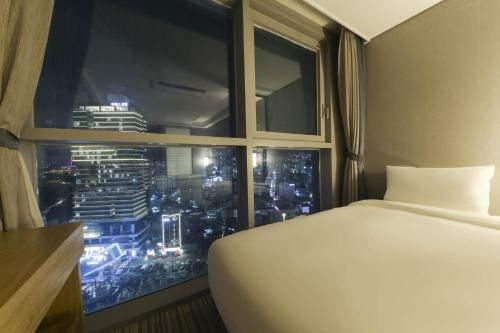 โรงแรมนอร์ธฮาร์เบอร์ (Northharbor Hotel)1