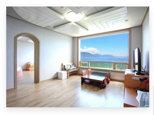 Namhae Beach Hotel1