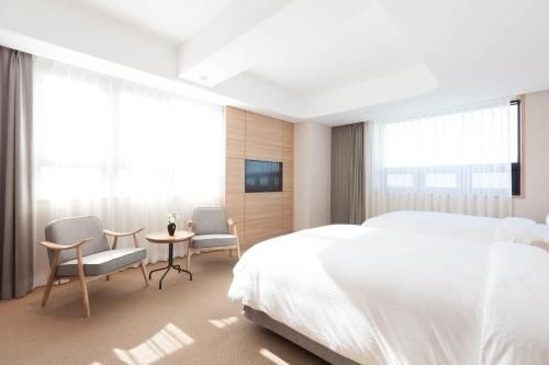 โรงแรมเอคิวบ์ (Acube Hotel)1